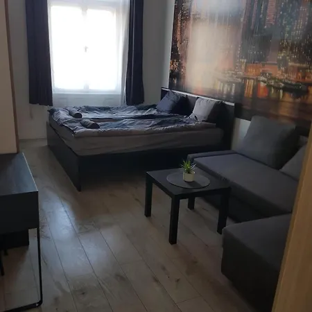Apartment Arena Flat, Free Street Parking
