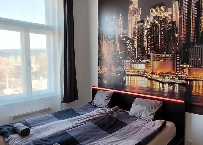 Arena Flat, Free Street Parking Apartman
